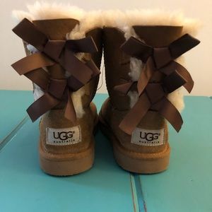 Authentic Ugg Bailey Bow Boots Girls